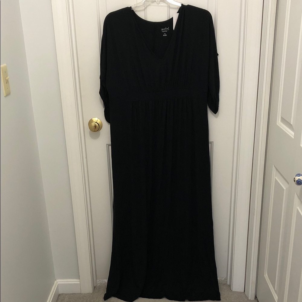 Isabel maternity black short split sleeve dress
